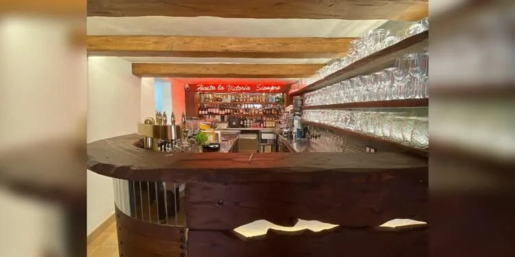 Barbacane Bar