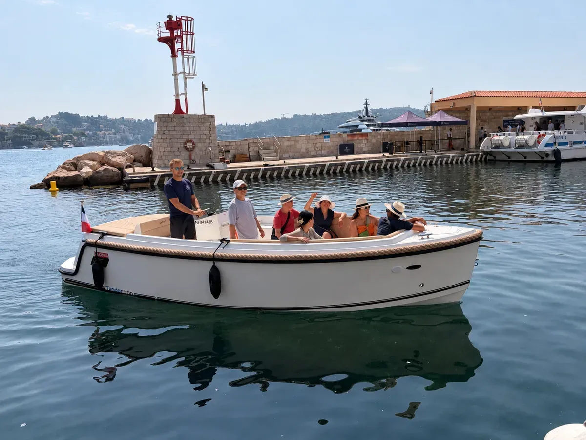 Glisse Évasion Villefranche — Parachute & Kayak