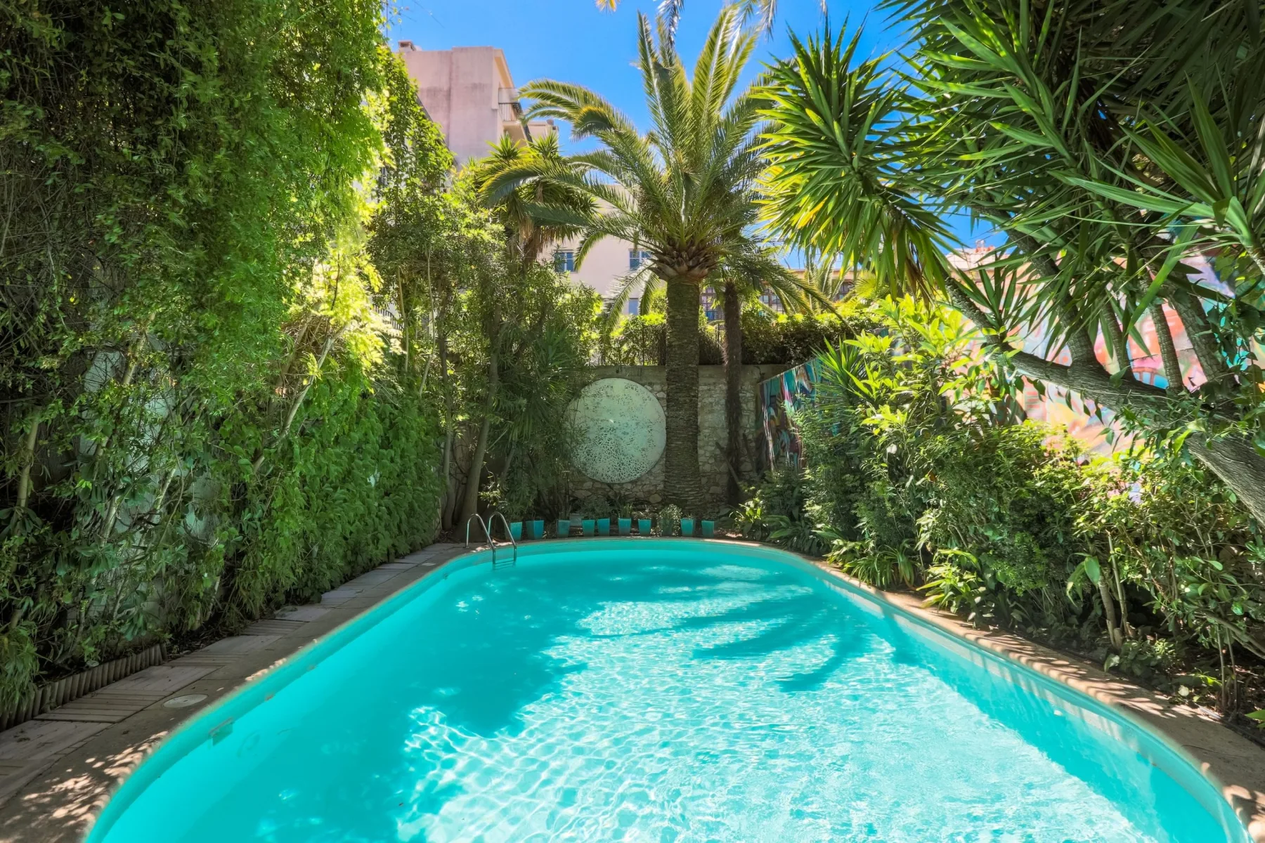 Le WindsoR — Jungle Art Hotel
